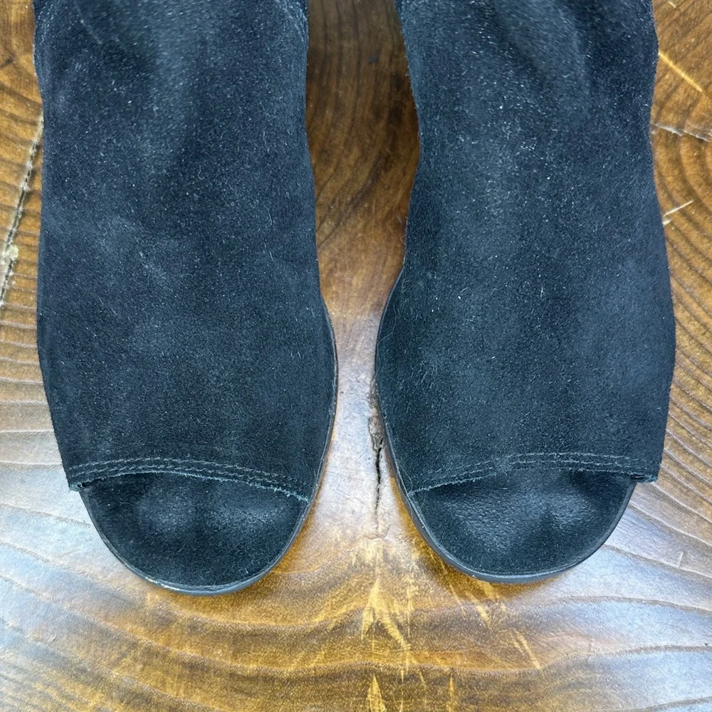 Gianni Bini Black Suede Ankle Boots Size 6 1/2